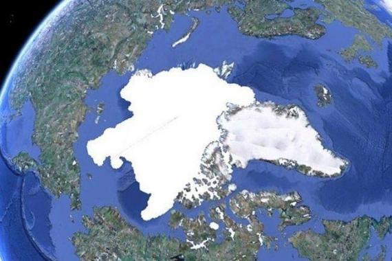 Полюс притяжения Географический Северный и Южный полюс: океан против континента